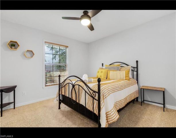 505 SE 9th PL, Cape Coral, FL 33990