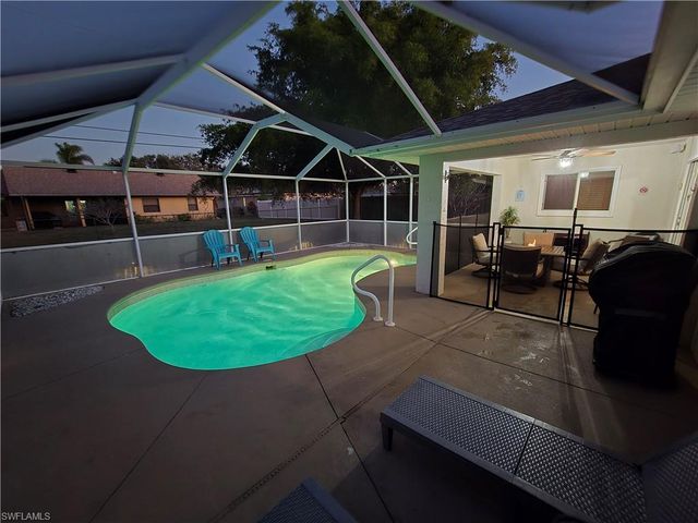 505 SE 9th PL, Cape Coral, FL 33990