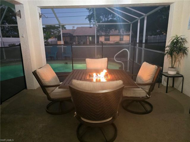 505 SE 9th PL, Cape Coral, FL 33990