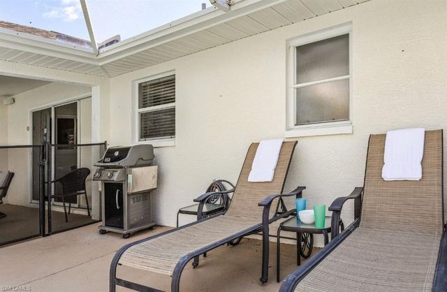 505 SE 9th PL, Cape Coral, FL 33990