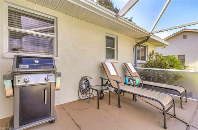 505 SE 9th PL, Cape Coral, FL 33990