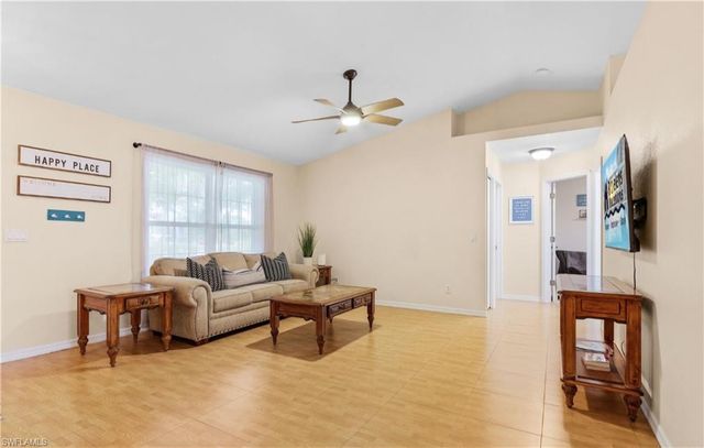 505 SE 9th PL, Cape Coral, FL 33990