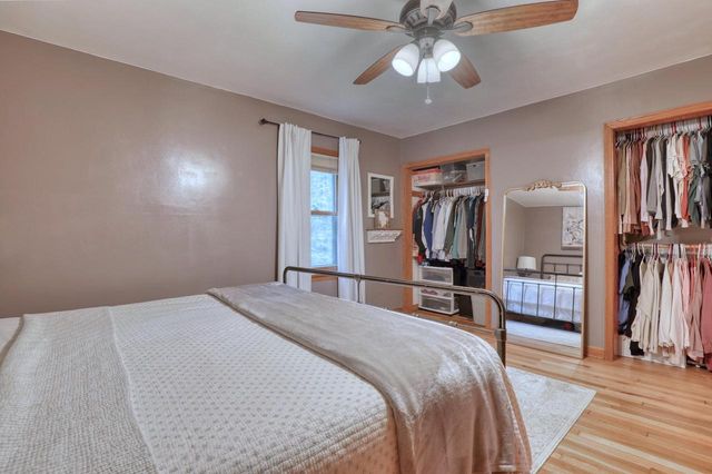 1863 Washington STREET, Grafton, WI 53024