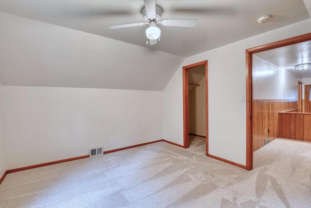 1863 Washington STREET, Grafton, WI 53024