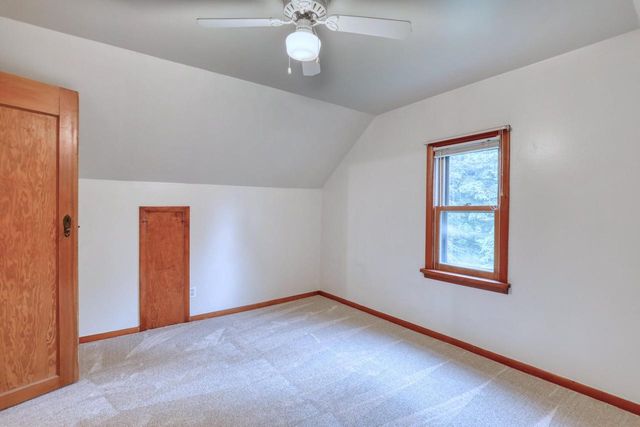 1863 Washington STREET, Grafton, WI 53024