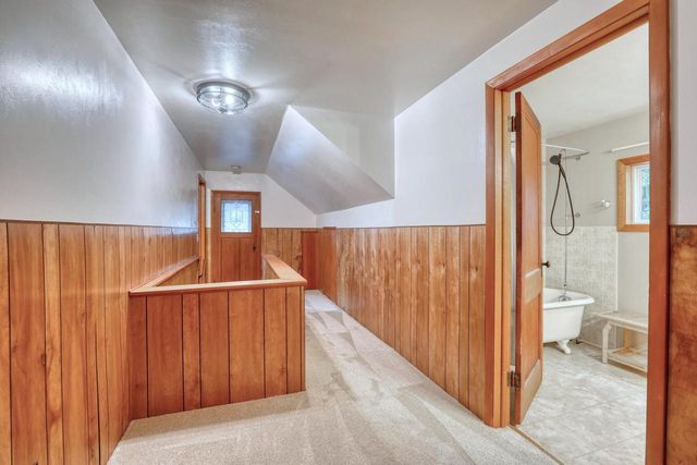 1863 Washington STREET, Grafton, WI 53024