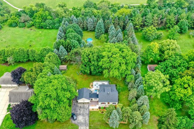 1863 Washington STREET, Grafton, WI 53024