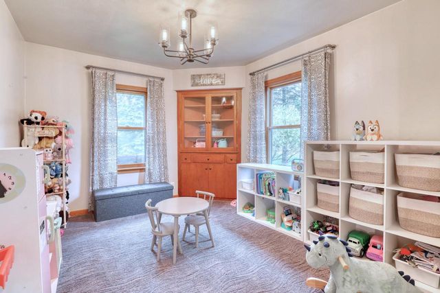 1863 Washington STREET, Grafton, WI 53024