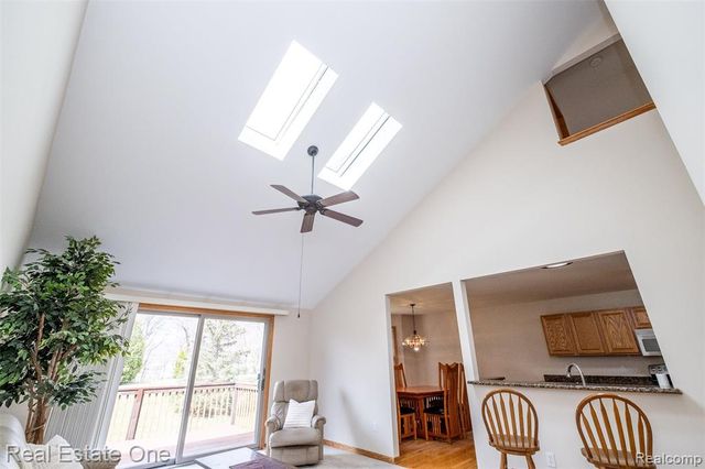 6228 Northridge Hills Drive, Brighton, MI 48116