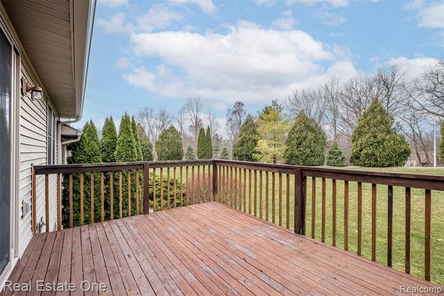 6228 Northridge Hills Drive, Brighton, MI 48116