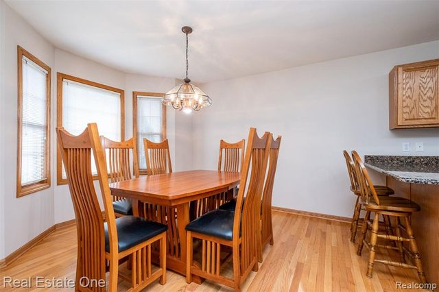 6228 Northridge Hills Drive, Brighton, MI 48116