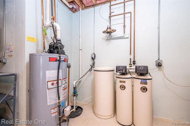 6228 Northridge Hills Drive, Brighton, MI 48116