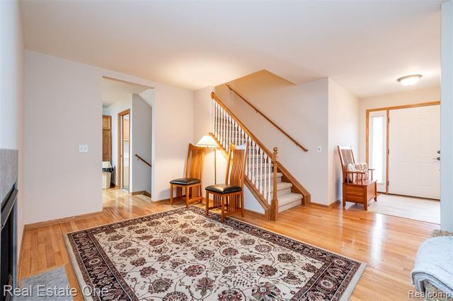 6228 Northridge Hills Drive, Brighton, MI 48116