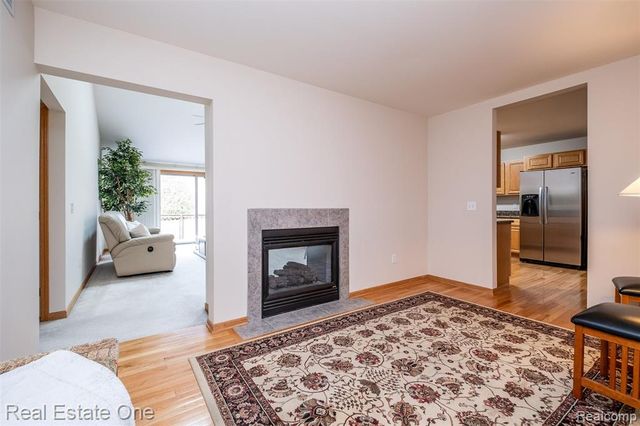 6228 Northridge Hills Drive, Brighton, MI 48116