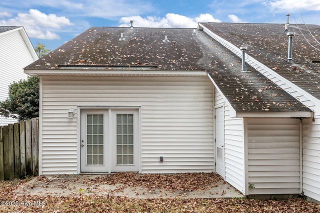 3426 Westgate Drive, Greenville, NC 27834