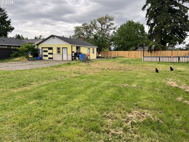 2305 CARLSON Rd, Vancouver, WA 98661