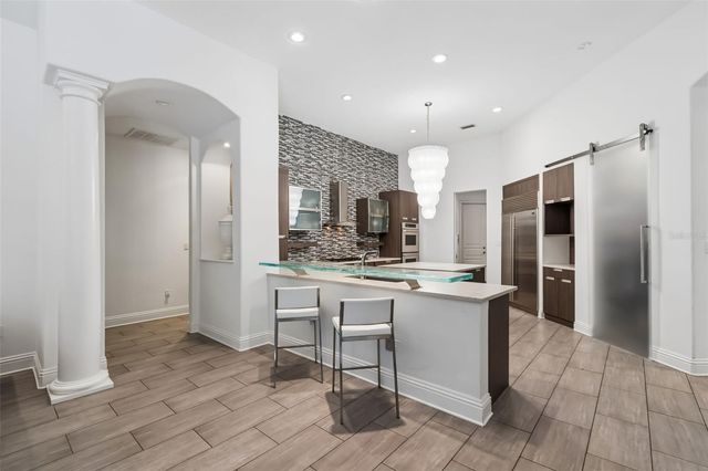 17008 MADRES DE AVILA, Tampa, FL 33613