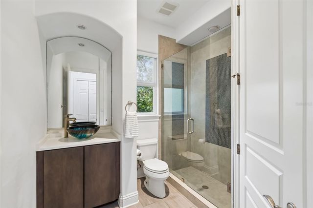 17008 MADRES DE AVILA, Tampa, FL 33613