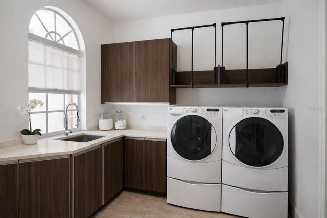 17008 MADRES DE AVILA, Tampa, FL 33613