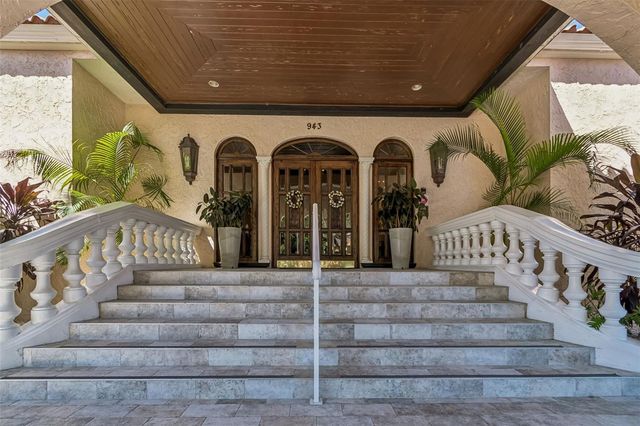 17008 MADRES DE AVILA, Tampa, FL 33613