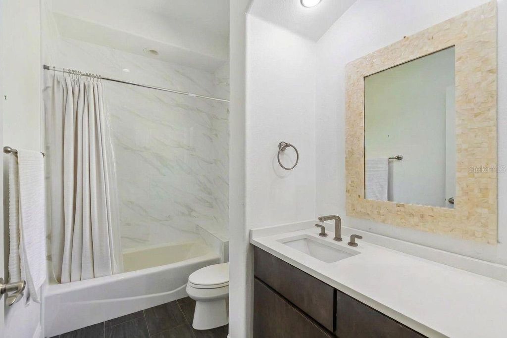 Image 32 of property listing at 17008 MADRES DE AVILA, Tampa, FL 33613