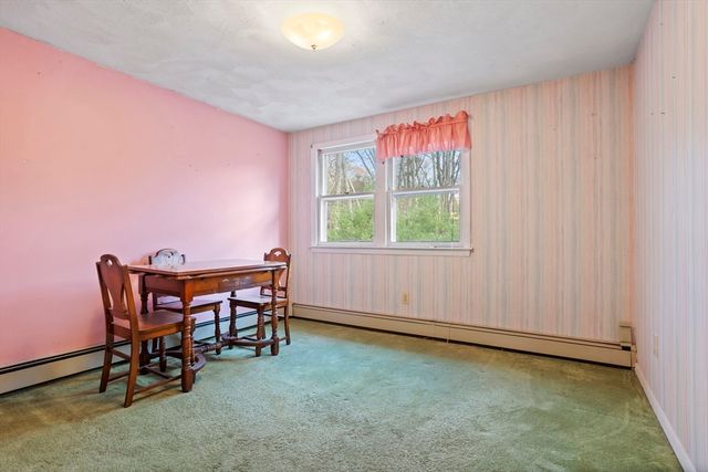 23 Bentley Ln, Chelmsford, MA 01824