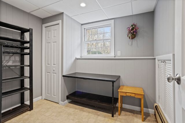 23 Bentley Ln, Chelmsford, MA 01824