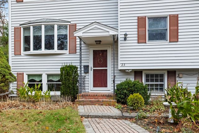 23 Bentley Ln, Chelmsford, MA 01824