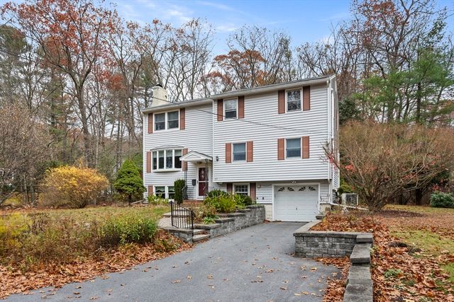 23 Bentley Ln, Chelmsford, MA 01824
