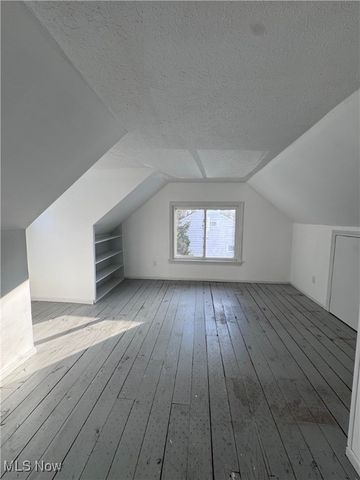 196 S Point Drive, Avon Lake, OH 44012