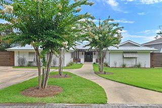 772 Bay Grove Road, Freeport, FL 32439