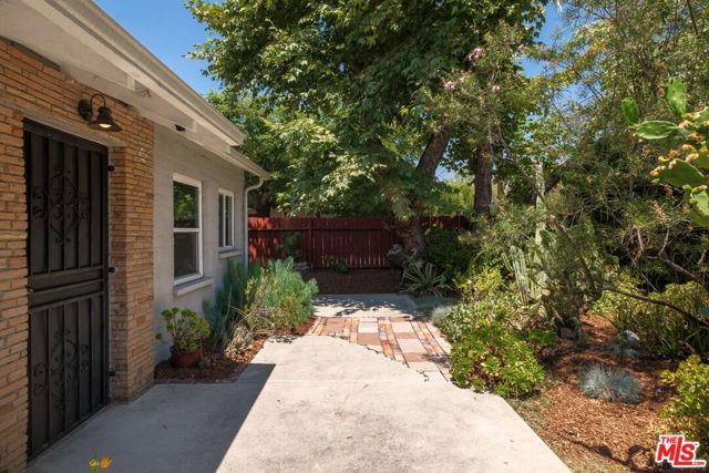 5817 Arroyo Drive, Los Angeles, CA 90042