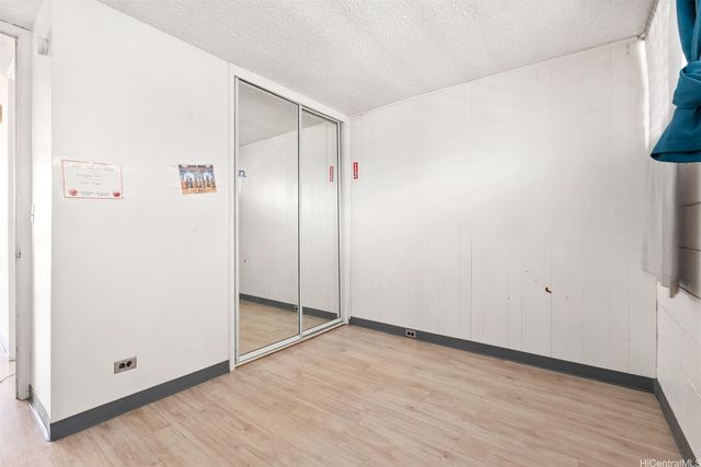 620 Mccully Street 308, Honolulu, HI 96826