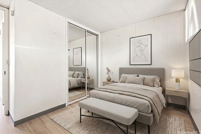 620 Mccully Street 308, Honolulu, HI 96826