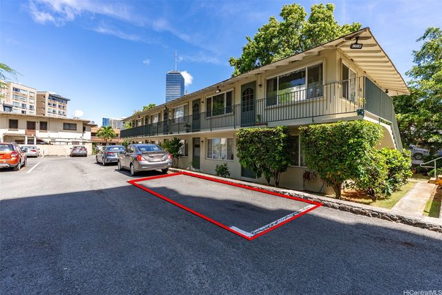 620 Mccully Street 308, Honolulu, HI 96826