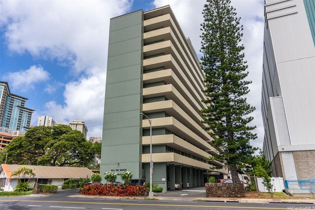 620 Mccully Street 308, Honolulu, HI 96826
