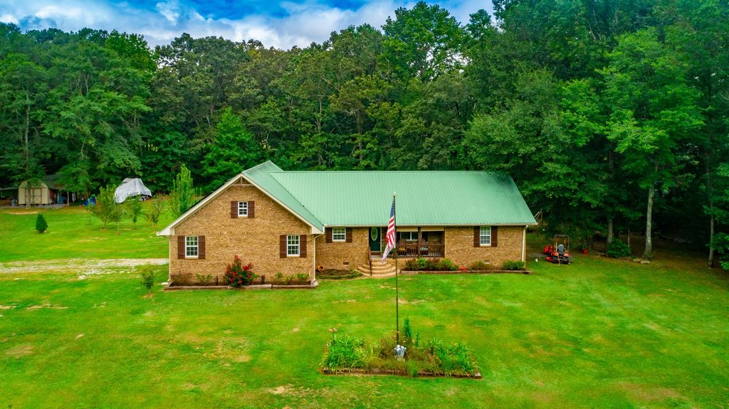 7354 County Road 44, Fort Payne, AL 35968