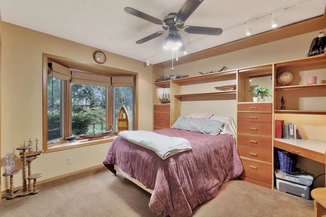 9117 W Westport St, Wichita, KS 67212