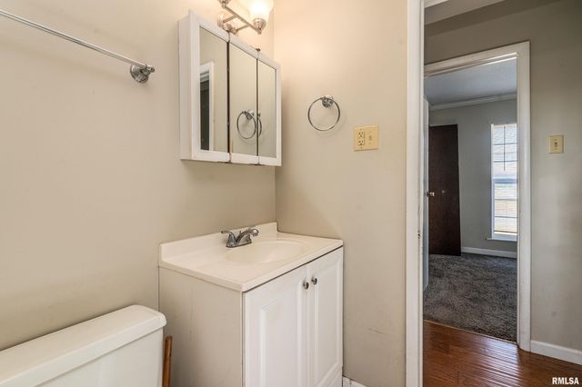 407 W ILLINOIS Avenue, Carterville, IL 62918