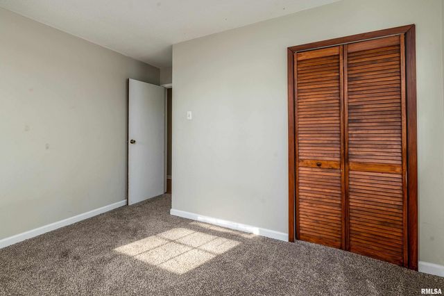 407 W ILLINOIS Avenue, Carterville, IL 62918