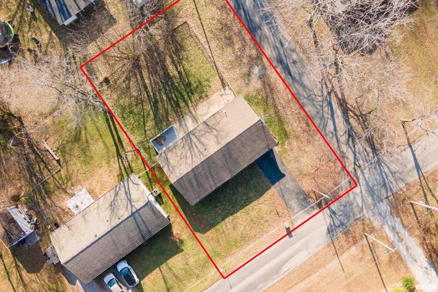 407 W ILLINOIS Avenue, Carterville, IL 62918