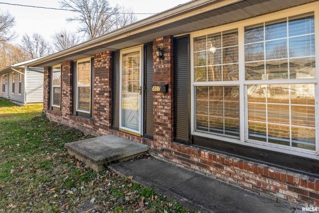 407 W ILLINOIS Avenue, Carterville, IL 62918