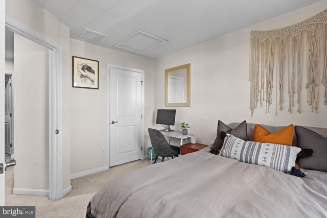 180 NATHAN DR, Cinnaminson, NJ 08077