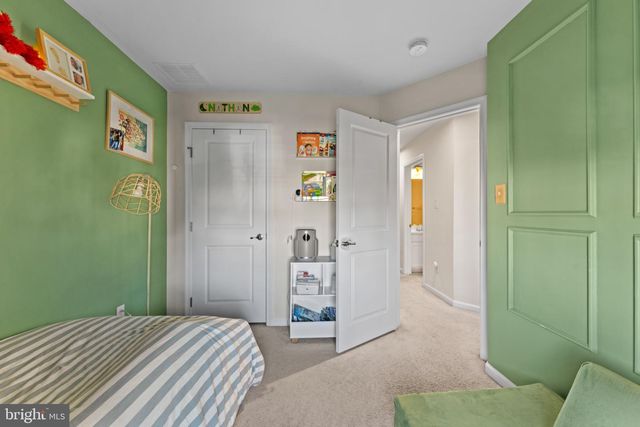 180 NATHAN DR, Cinnaminson, NJ 08077