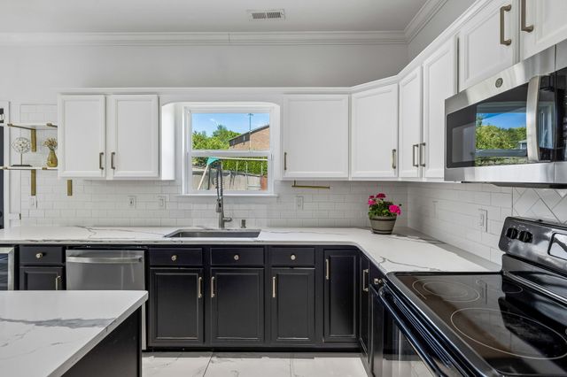 3443 Blackberry Ln, Lebanon, TN 37087