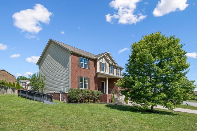 3443 Blackberry Ln, Lebanon, TN 37087