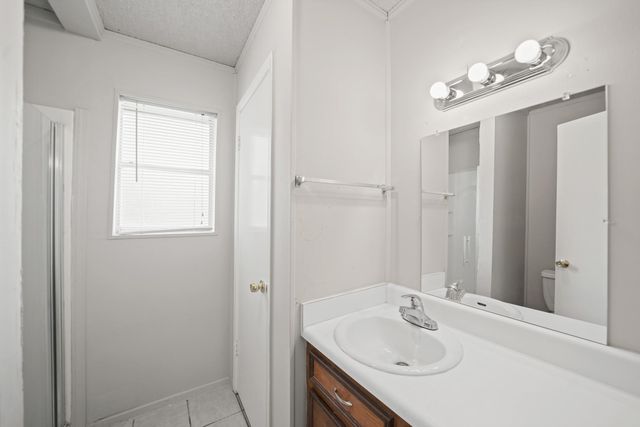 3813 Wood Sorrel Drive, Dickinson, TX 77539