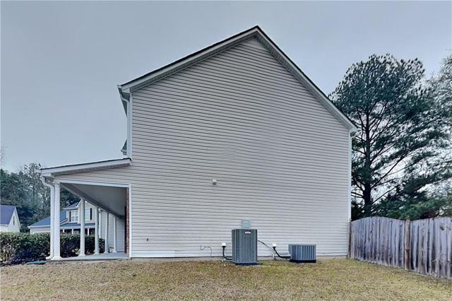 1210 Webb Farm Lane, Loganville, GA 30052