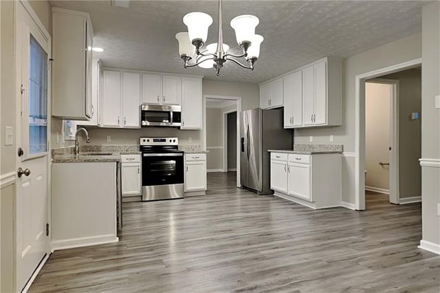 1210 Webb Farm Lane, Loganville, GA 30052