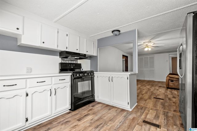 21792 EASTERN VALLEY ROAD, Mccalla, AL 35111